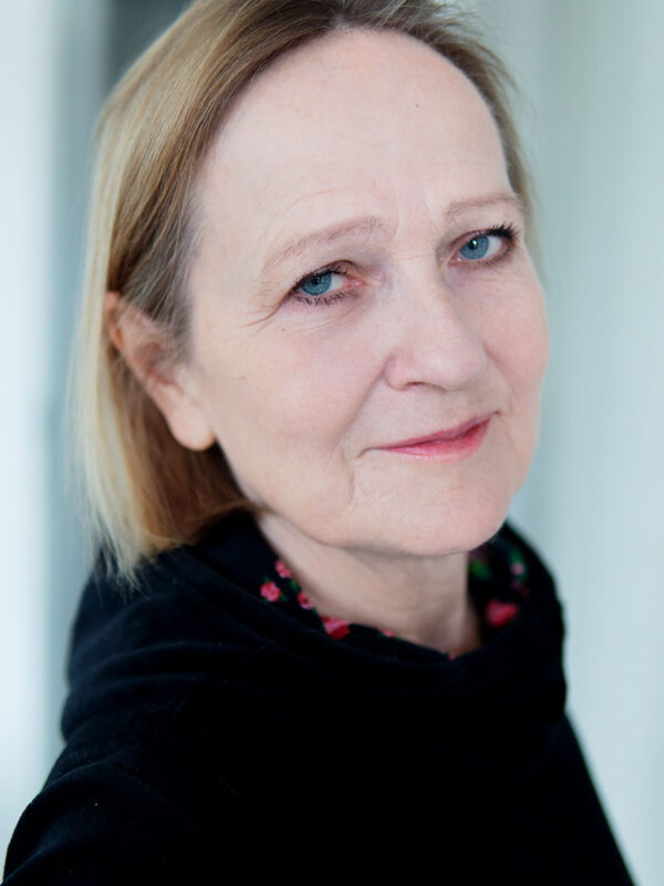 BARBARA KRABBE © WOLF MANAGEMENT